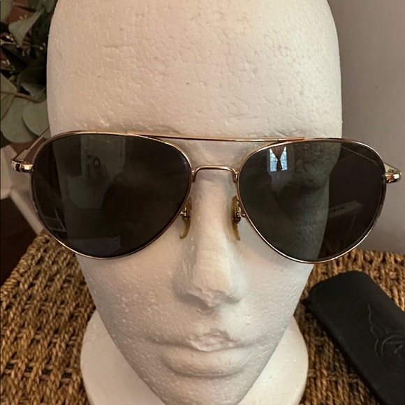 American Optical Classic Aviator gold Frame Black Lens tortoise S sunglasses - Picture 3 of 16